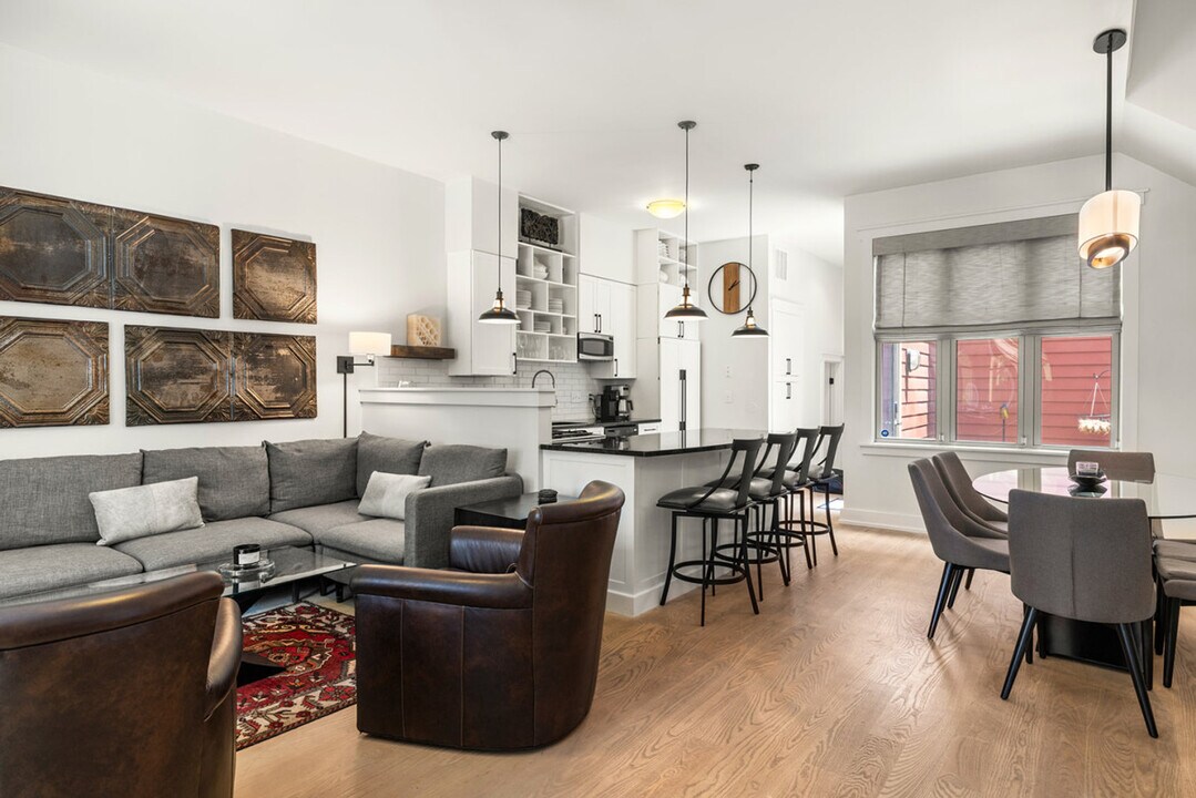 1408 Pleasant St in Cincinnati, OH - Building Photo