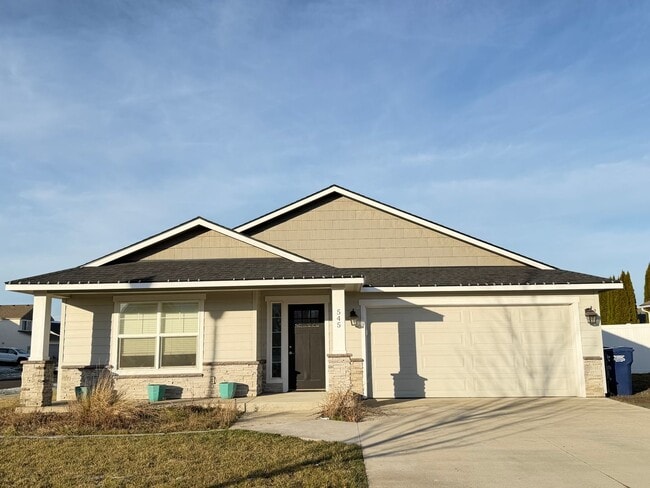 property at 545 W Ashworth Ln