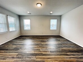 204 Elm Br Trl in Taylor, TX - Building Photo - Building Photo