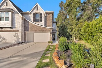 579 Longleaf Pine Dr in Montgomery, TX - Building Photo - Building Photo