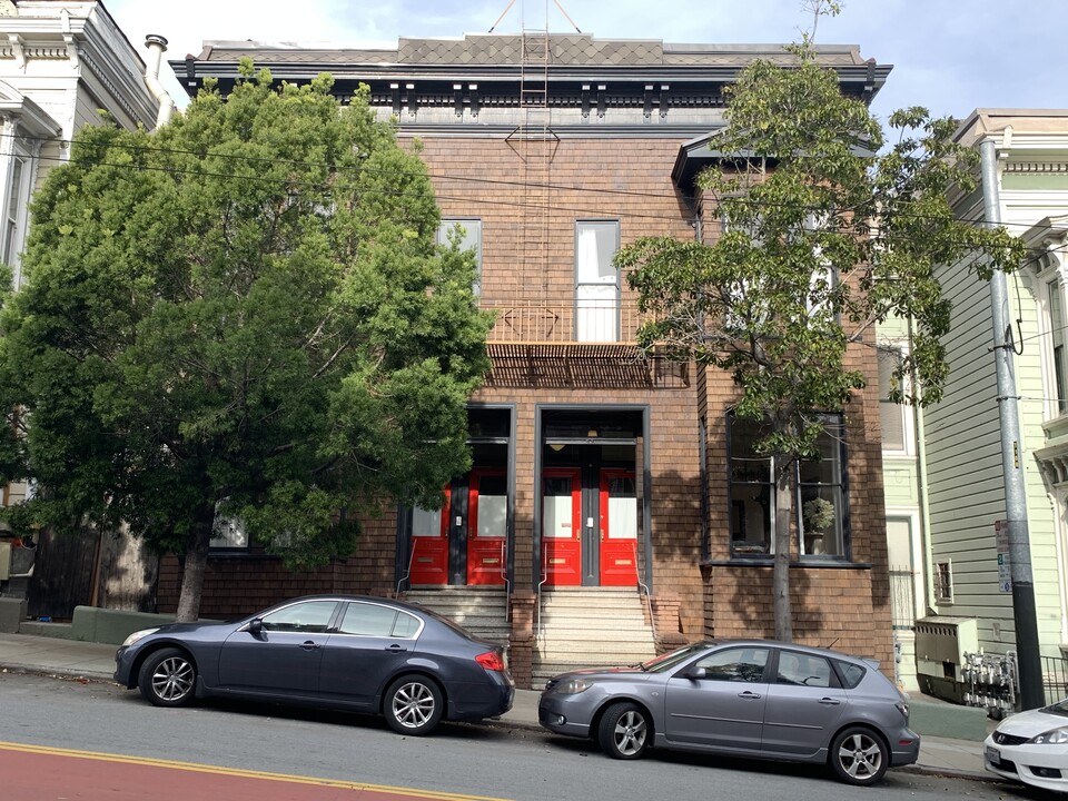 114 Haight St in San Francisco, CA - Building Photo