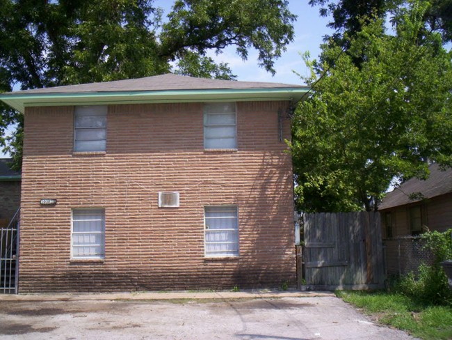 3202 Yale in Houston, TX - Foto de edificio - Other