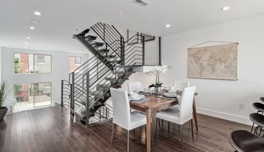 1345 S Garnet St in Philadelphia, PA - Foto de edificio - Building Photo