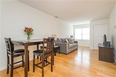 660 Cambridge St, Unit 401