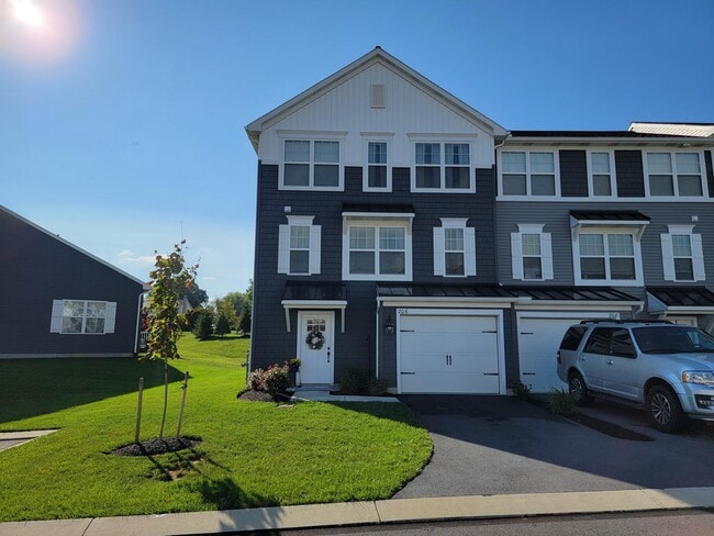 property at 206 Highland Ct