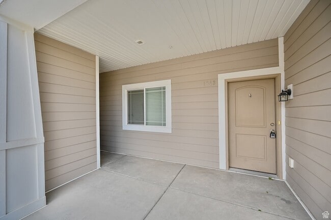 1843 N Crest Rd in Saratoga Springs, UT - Building Photo - Building Photo