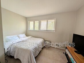 2710 Upland Ln N in Plymouth, MN - Building Photo - Building Photo