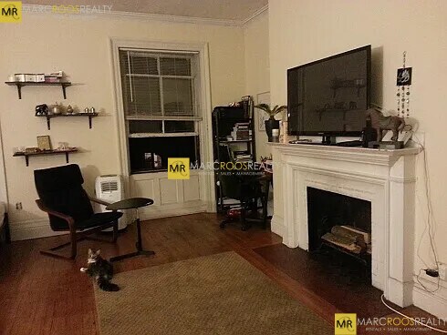 507 Beacon St, Unit 4 in Boston, MA - Building Photo - Building Photo