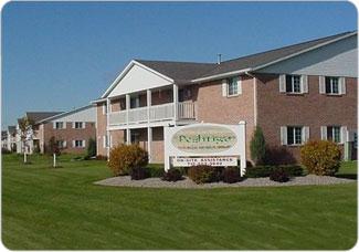 Oak Estates in Peshtigo, WI - Building Photo