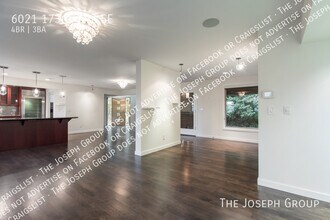 6021 173rd Ave SE in Bellevue, WA - Building Photo - Building Photo