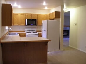 4007 Glengary Rd in Bellingham, WA - Building Photo - Building Photo