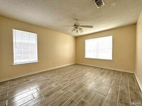 7972 Cayenne Way in Pensacola, FL - Building Photo - Building Photo