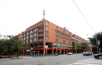 Crombie Park Apartments in Toronto, ON - Building Photo - Building Photo