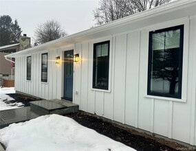 49 Hackensack Heights Rd in Wappingers Falls, NY - Building Photo - Building Photo