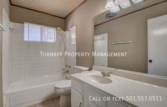 11511 Cedar Springs Rd in Little Rock, AR - Building Photo - Building Photo