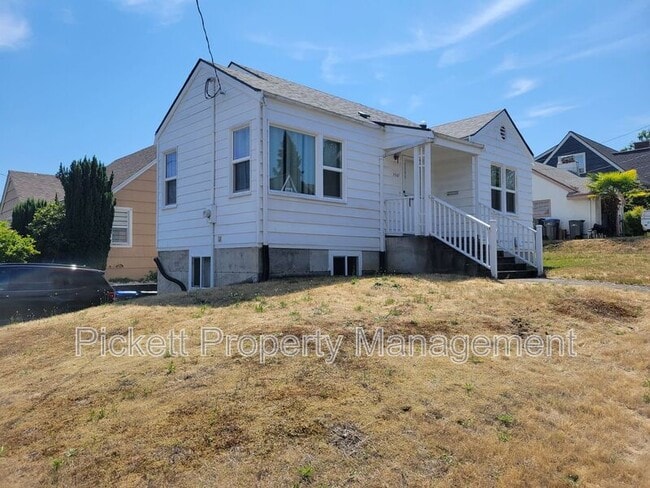 property at 1501 10th St
