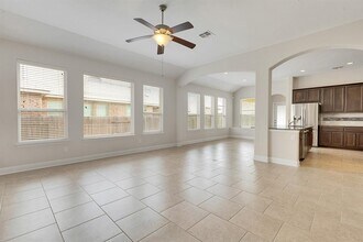 3215 Honey Peach Way in Pflugerville, TX - Building Photo - Building Photo