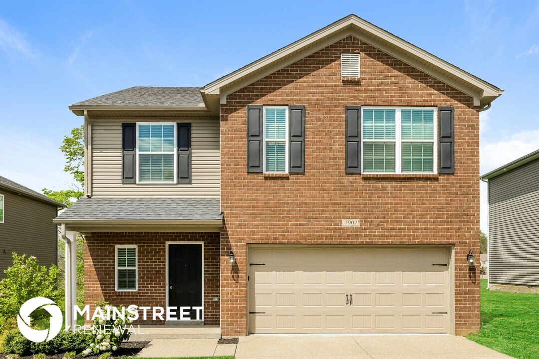 7907 Cascade Falls Cove in Louisville, KY - Building Photo