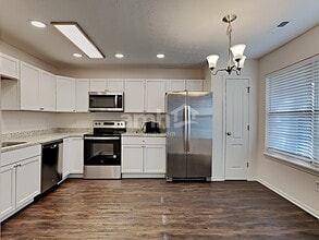 1145 Bumblebee Way in Greenfield, IN - Building Photo - Building Photo