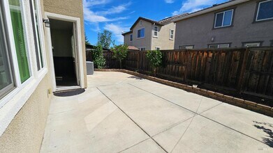 5342 Gramercy Cir in Fairfield, CA - Building Photo - Building Photo
