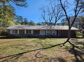 1412 Bariwood Dr in Tuscaloosa, AL - Building Photo