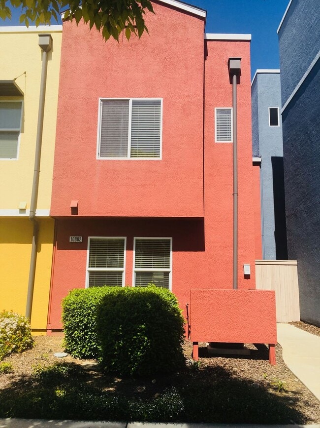 10802 Atherstone Dr in Rancho Cordova, CA - Building Photo - Building Photo