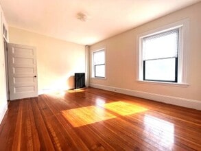 5 Glen Rd, Unit 2 in Boston, MA - Building Photo - Building Photo