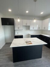 116 Bill Dance Dr in Winnipeg, MB - Building Photo - Building Photo