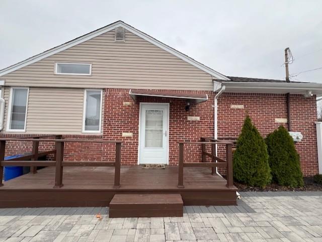 159 42nd St in Lindenhurst, NY - Foto de edificio