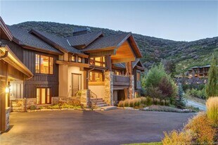 5440 Cove Hollow Ln in Park City, UT - Building Photo