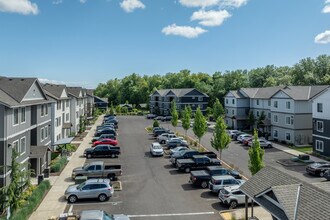 Somerset Ridge Apartments in Albany, OR - Building Photo - Building Photo