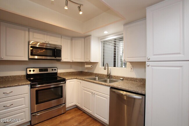 3635 N 37th St, Unit Unit 1 in Phoenix, AZ - Building Photo - Building Photo