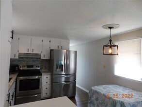 3111 Dorothy Pl in Ellenton, FL - Building Photo - Building Photo