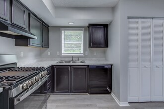 238 E Southern Ave in Springfield, OH - Building Photo - Building Photo