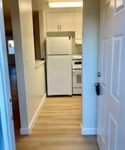 1511 Mariposa Ave in Los Angeles, CA - Building Photo - Building Photo