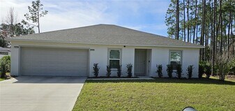 32 Ramrock Ln in Palm Coast, FL - Building Photo