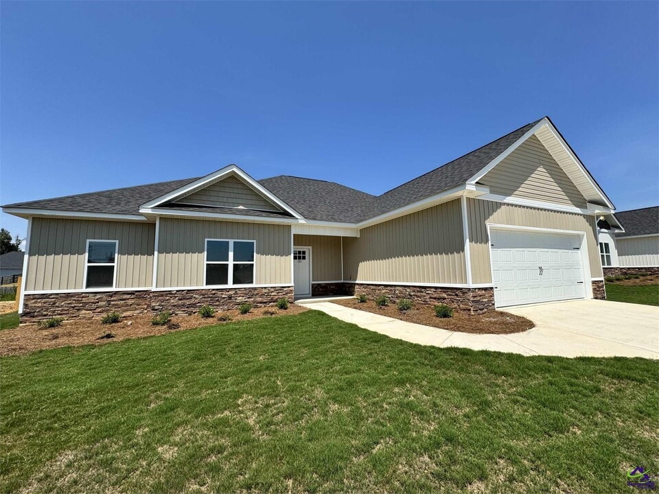 111 Sutter Butte PL in Bonaire, GA - Building Photo
