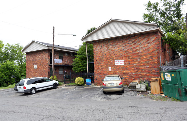 West Wind Apartments in Nashville, TN - Foto de edificio - Building Photo