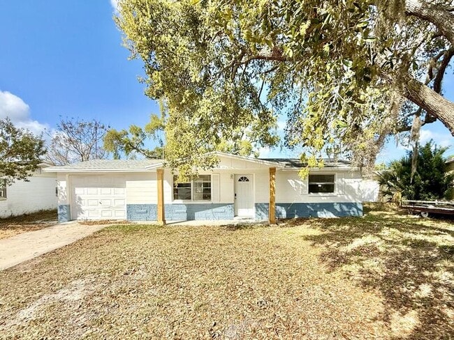 property at 12909 Kings Manor Ave