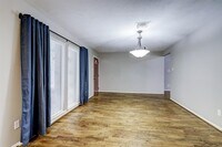 4023 Cedar Forest Dr photo'