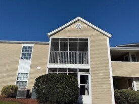 2240 Andover Dr, Unit Apt. E in Myrtle Beach, SC - Building Photo
