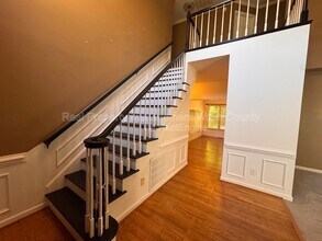 102 Powder Mill Ct in Cary, NC - Building Photo - Building Photo