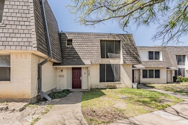 property at 1758 Belshire Ct