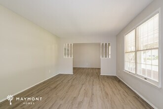 4315 Tanglebrook Dr in Florissant, MO - Building Photo - Building Photo
