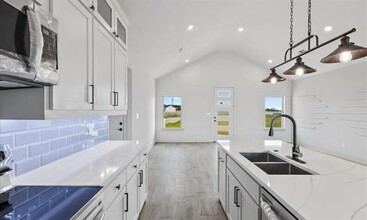 1589 Stiles Rd in Whitesboro, TX - Foto de edificio - Building Photo