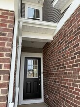 2239 Horseshoe Cir in Naperville, IL - Building Photo - Building Photo