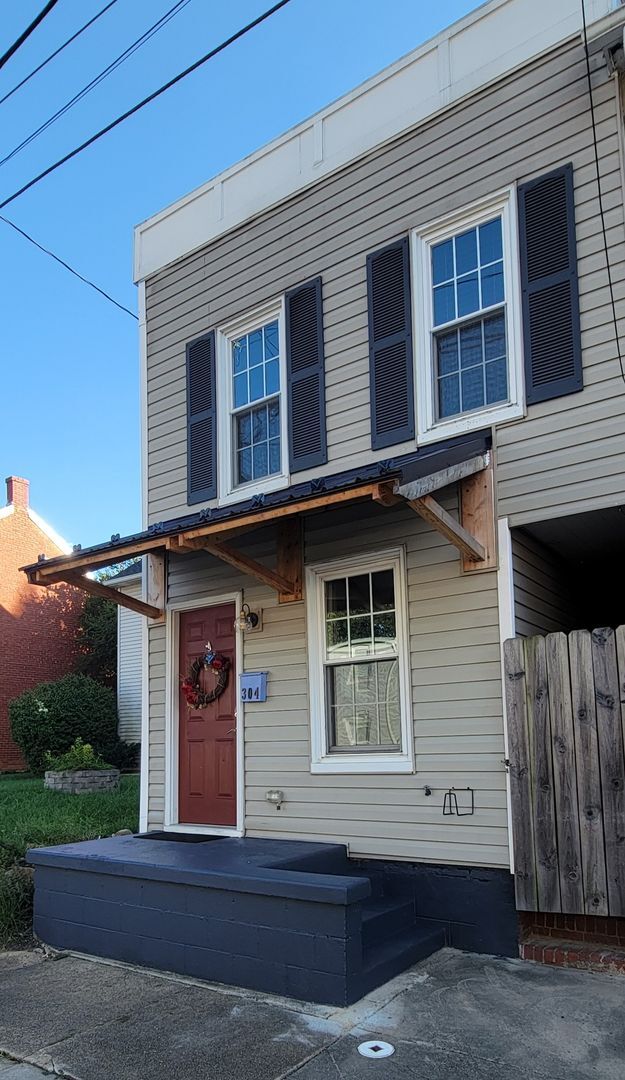 304 Madison St in Frederick, MD - Building Photo - Building Photo