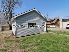 1413 Walnut St in Anderson, IN - Building Photo - Building Photo