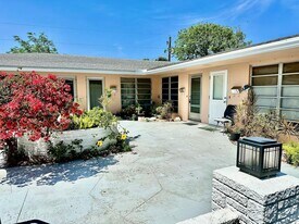 1261 SE 4th St in Deerfield Beach, FL - Building Photo