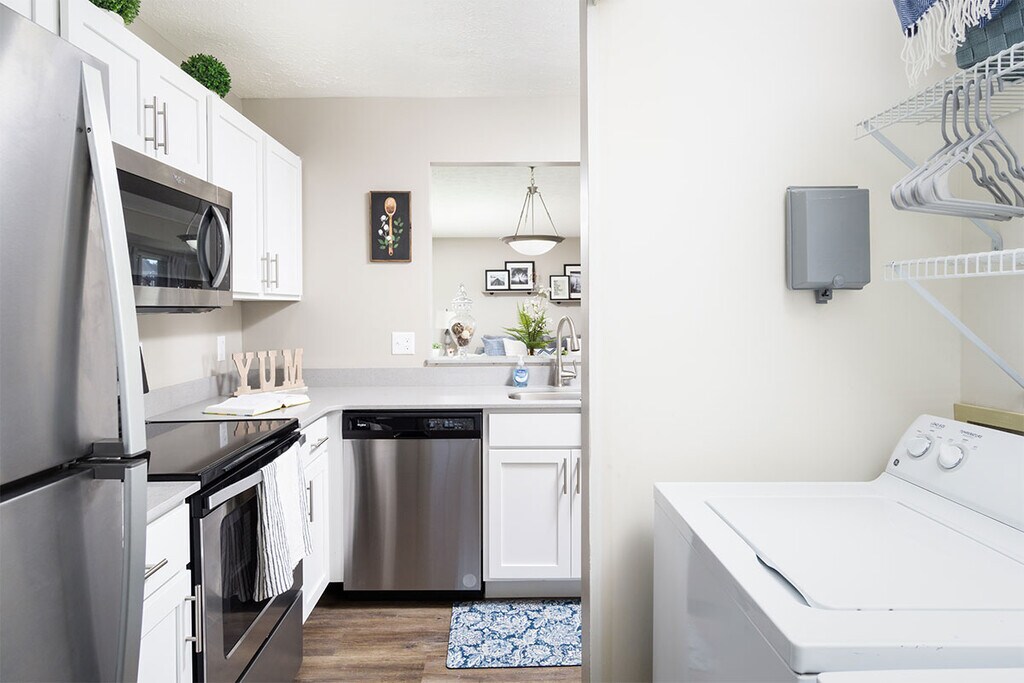 Stonegate Apartments Cincinnati, OH Apartments For Rent